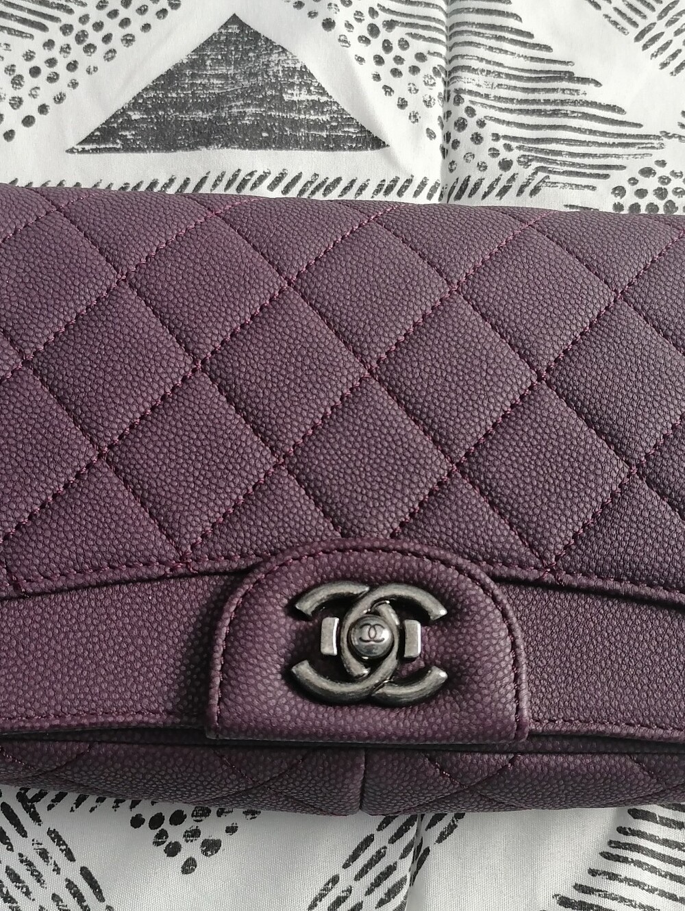 Chanel 16B Turn Around Flap in Medium